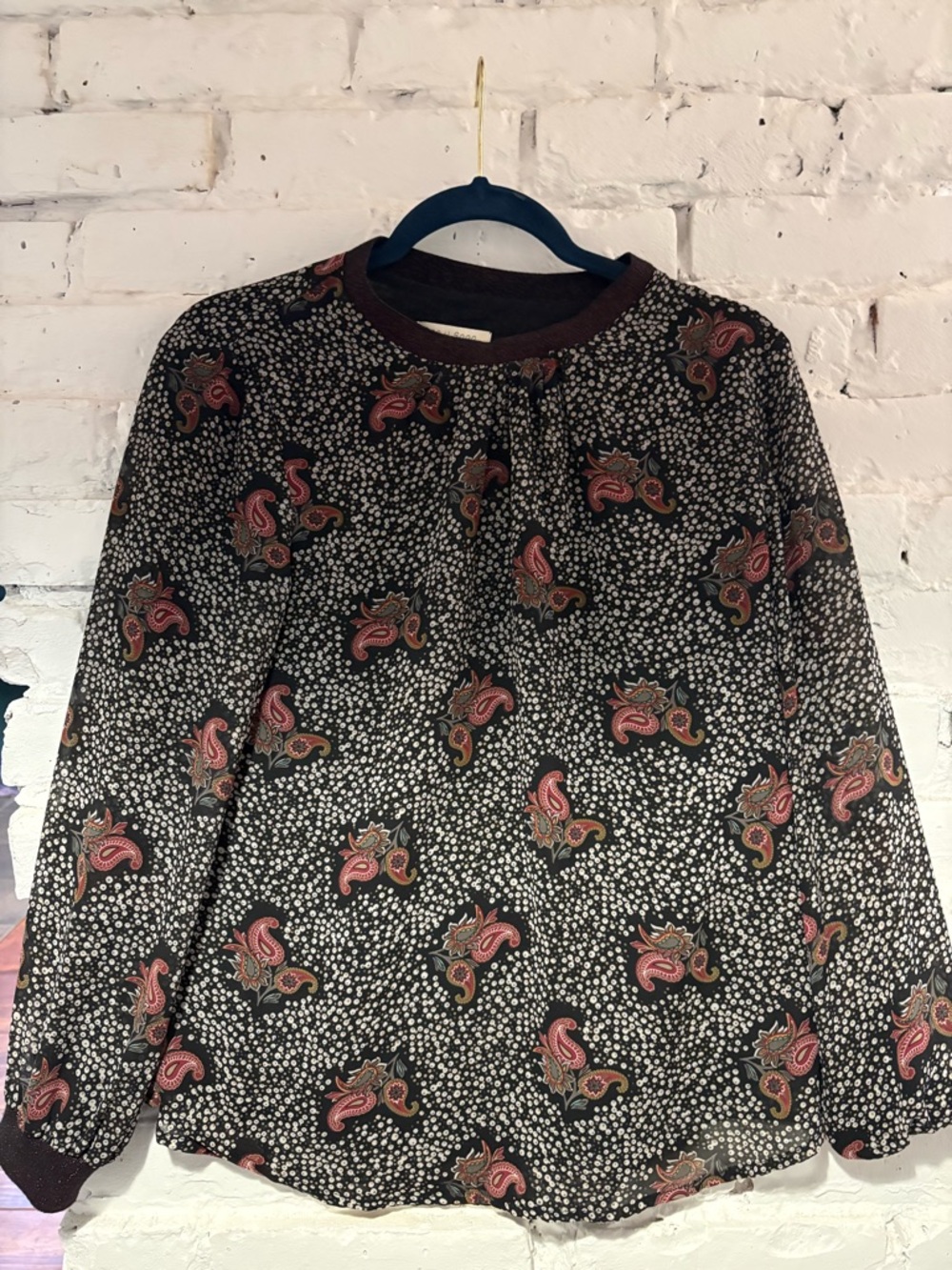 Women's Black Paisley Long-Sleeve Blouse